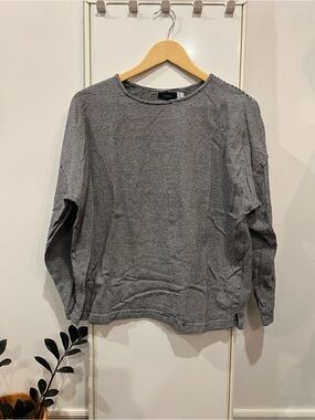 BDG Urban Outfitters 100% Cotton Long Sleeve Striped Black and White Tee
